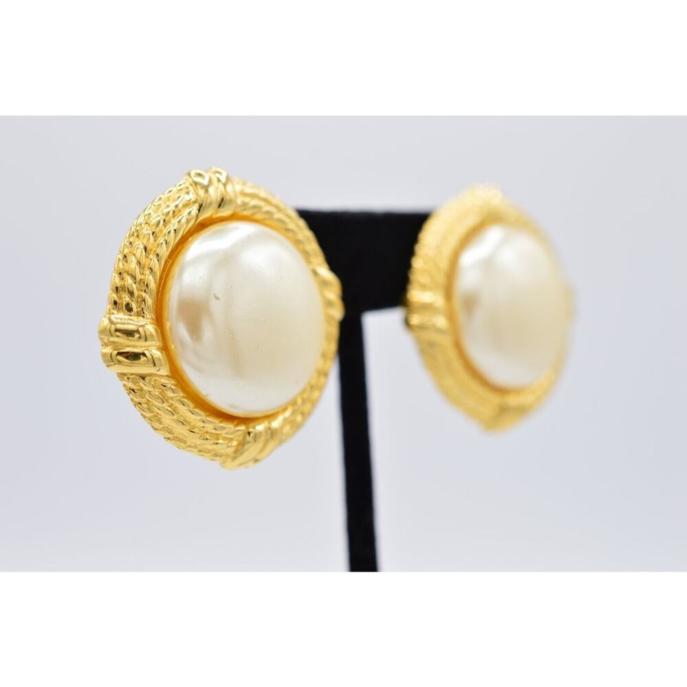 Givenchy Vintage Pearl Clip Earrings Chunky Round Gold Runway Signed 1980s Bin8 - Picture 5 of 11